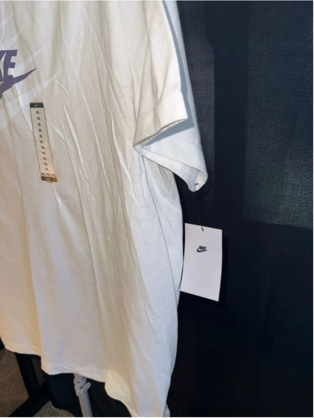 Men's Nike Short Sleeve Tee XL White with Purple Logo